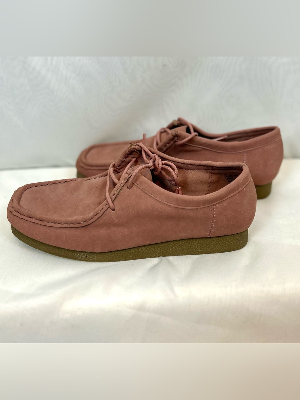 New St Johns Bay Women’s Rose Suede Memory Foam Insole Loafers / size 7
